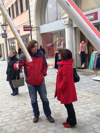 Christa Naaß mit dem stv. ver.di-Bezirksgeschäftsführer Ulli Schneeweiß