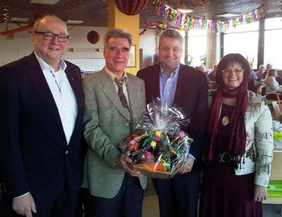 von links: Hartmut Hetzelein, Willy Bergdolt, Prof. Dr. Thomas Beyer, Christa Naaß