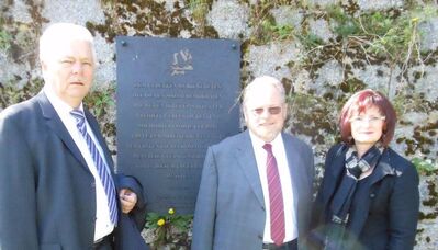 Christa Naaß mit MdL Klaus Adelt und MdL Reinhold Strobl