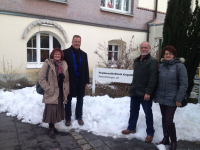 Christa Naaß mit den SPD-Bezirksräten Ronald Reichenberg, Wolfgang Beigel und Elke Zahl. (v. li.)