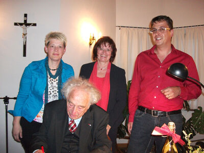 Max Mannheimer mit Anette Pappler, MdL Christa Naaß und Harald Dösel