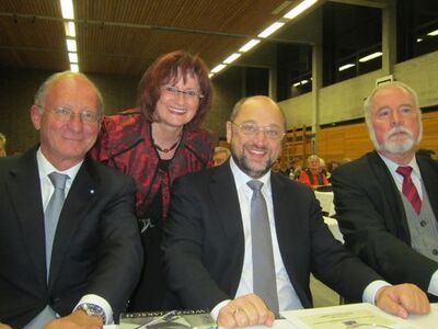 Laudator Franz Maget, MdL Christa Naaß, Preisträger Martin Schulz und Albrecht Schläger, Bundesvors. Seliger-Gemeinde